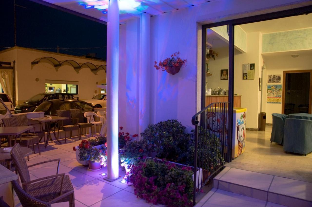 Hotel Maris Stella Riccione Exterior foto